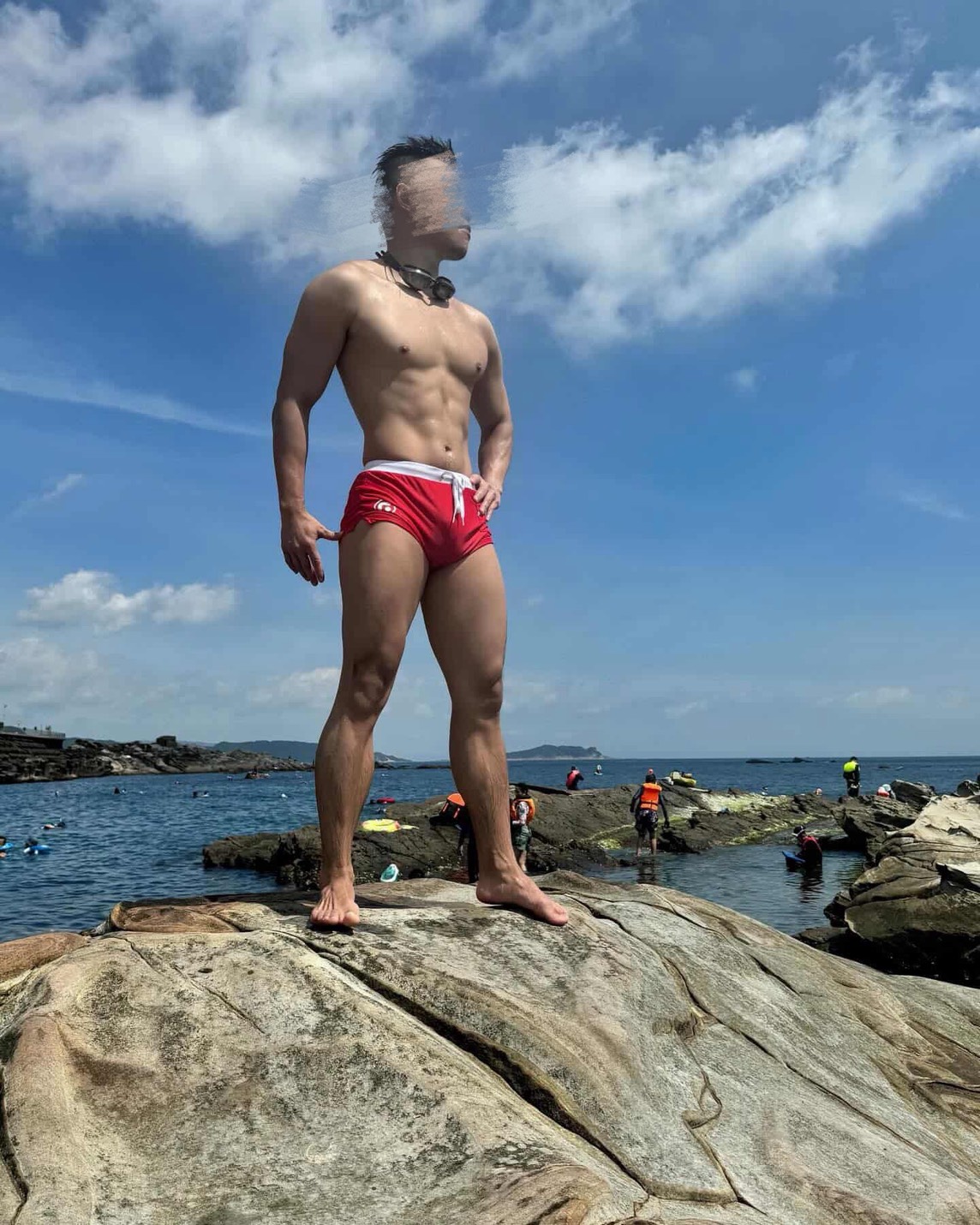 Aaron-2